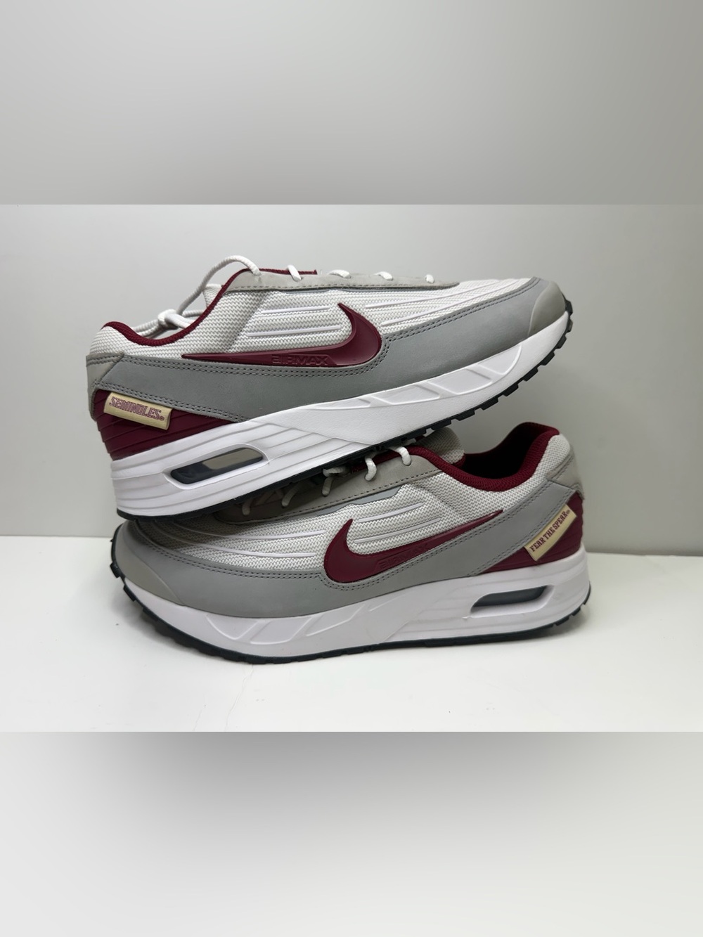 Nike Air Max Verse Florida State Seminoles Men's Athletic Sneakers